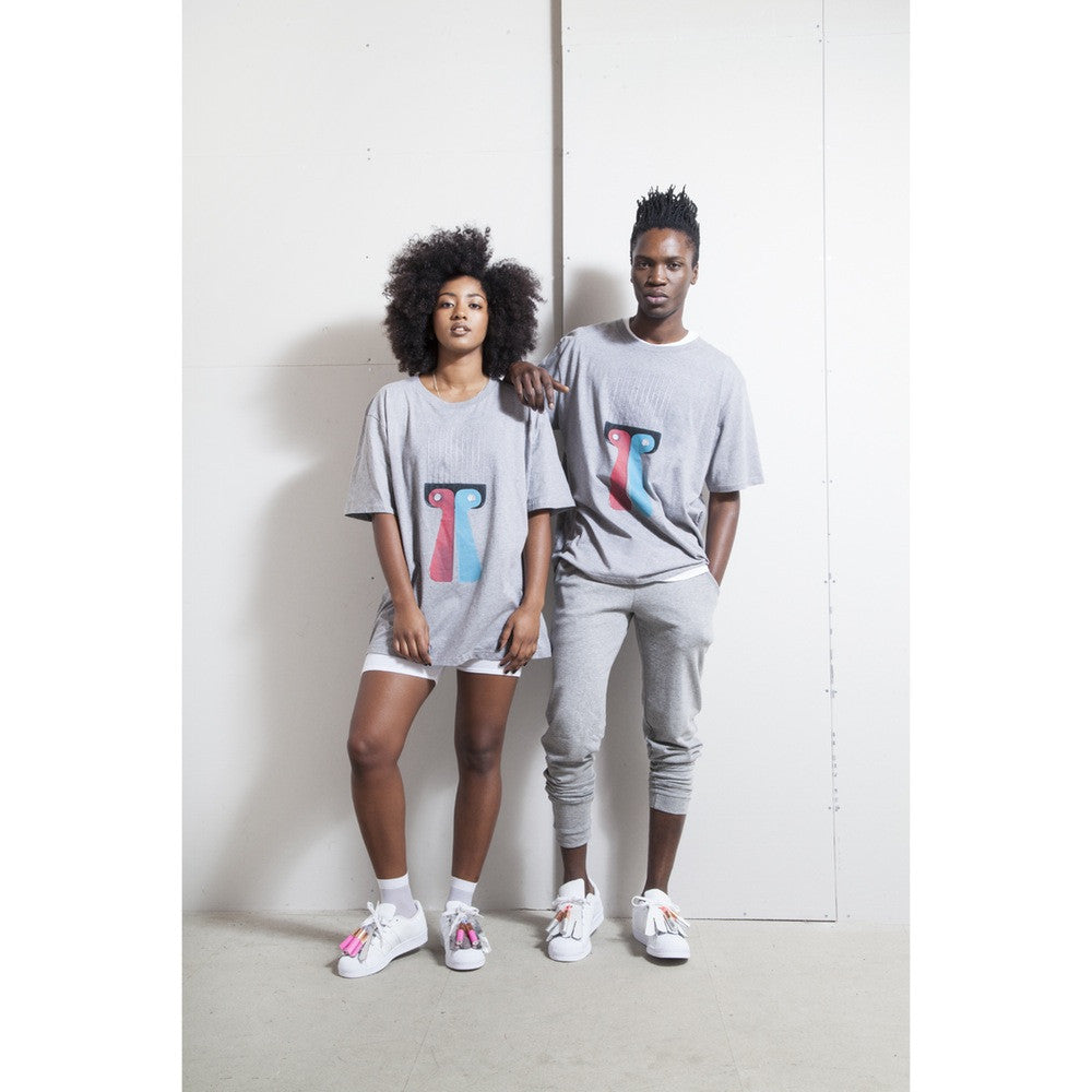 Unisex grey t-shirt with screenprinted afro comb